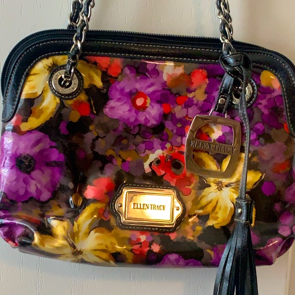 Sold—-Ellen Tracey Shoulder Bag - Picture 5 of 9